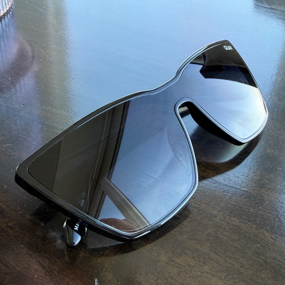 Quay On Point Sunglasses. Cat eye sunglasses